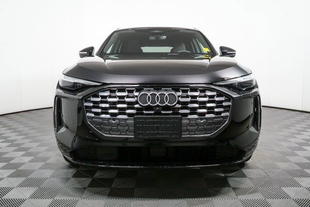 Used 2025 Audi Q5 Prestige image 36