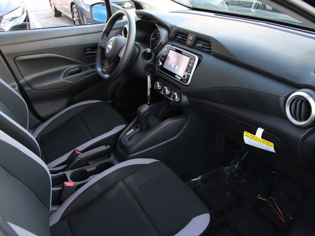 Used 2025 Nissan Versa S w/ S Plus Package image 31