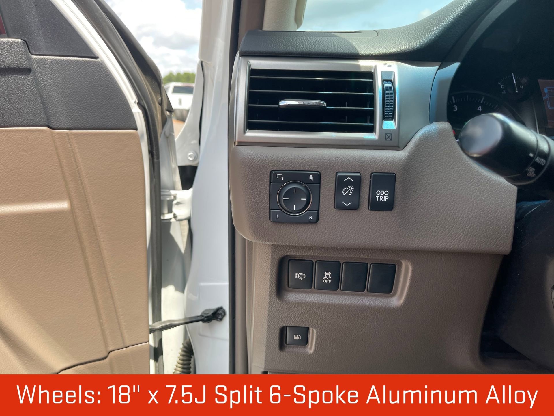 Used 2018 Lexus GX 460 Premium AWD/4WD image 14
