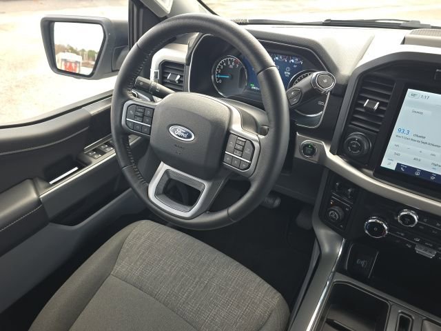 Used 2022 Ford F150 XLT w/ Equipment Group 302A High image 26