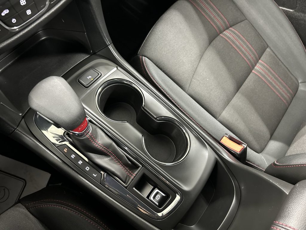 Certified 2023 Chevrolet Equinox RS AWD/4WD image 17