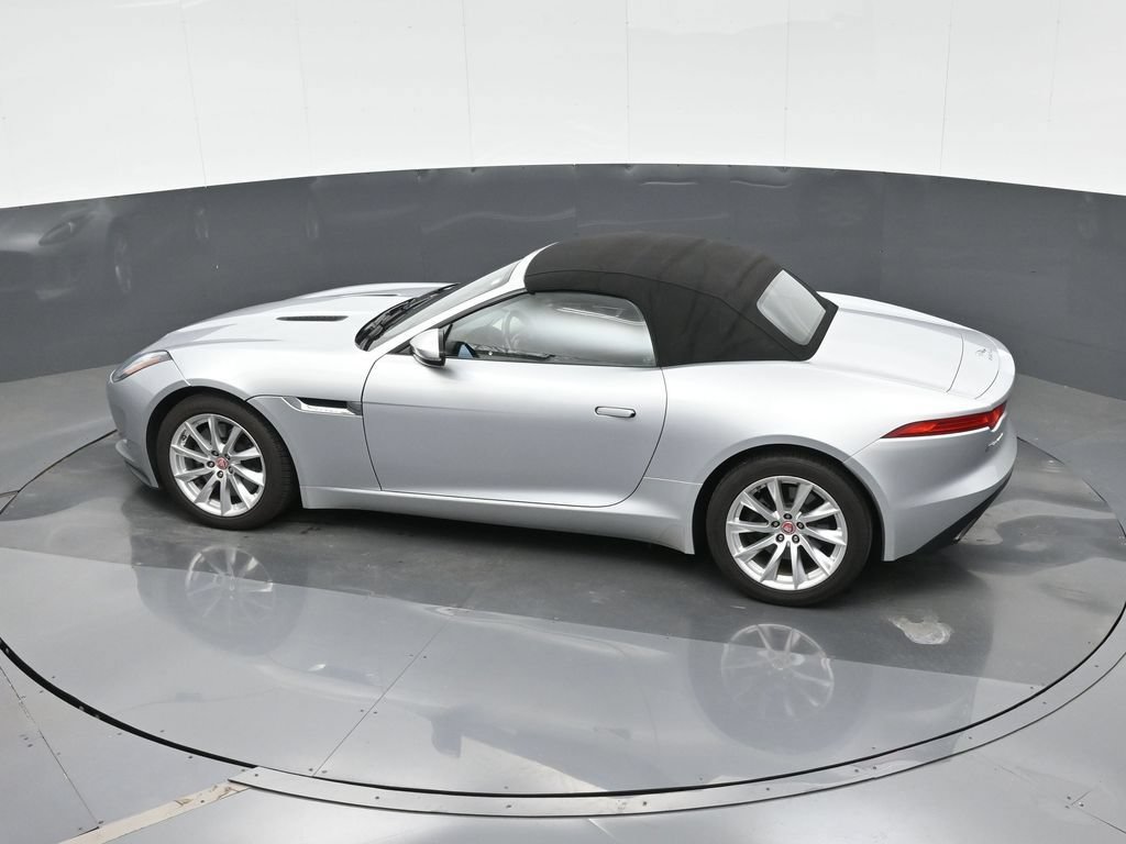 Used 2016 Jaguar F-TYPE Convertible RWD image 35