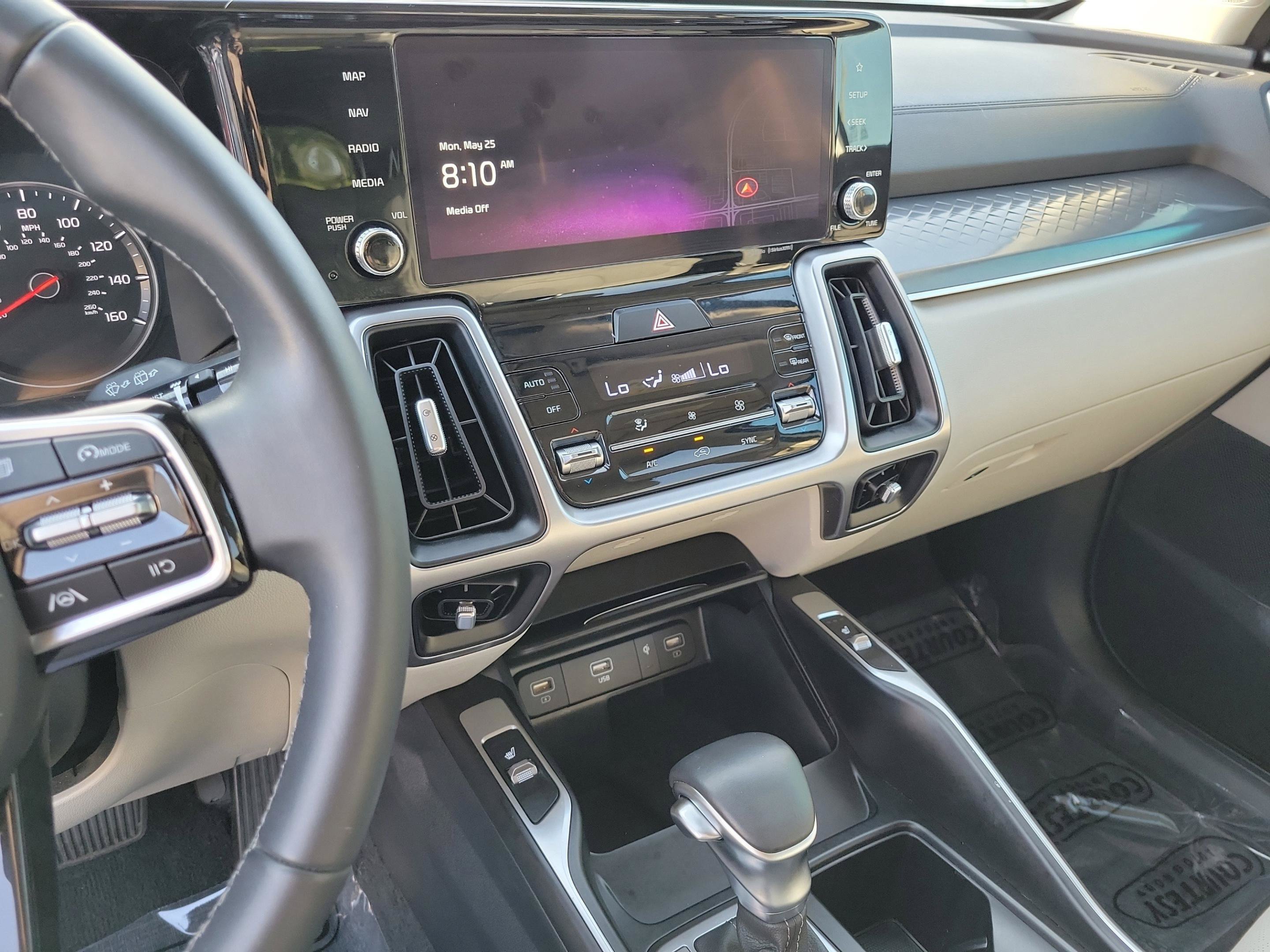 Used 2023 Kia Sorento S w/ Panoramic Sunroof Package FWD image 23