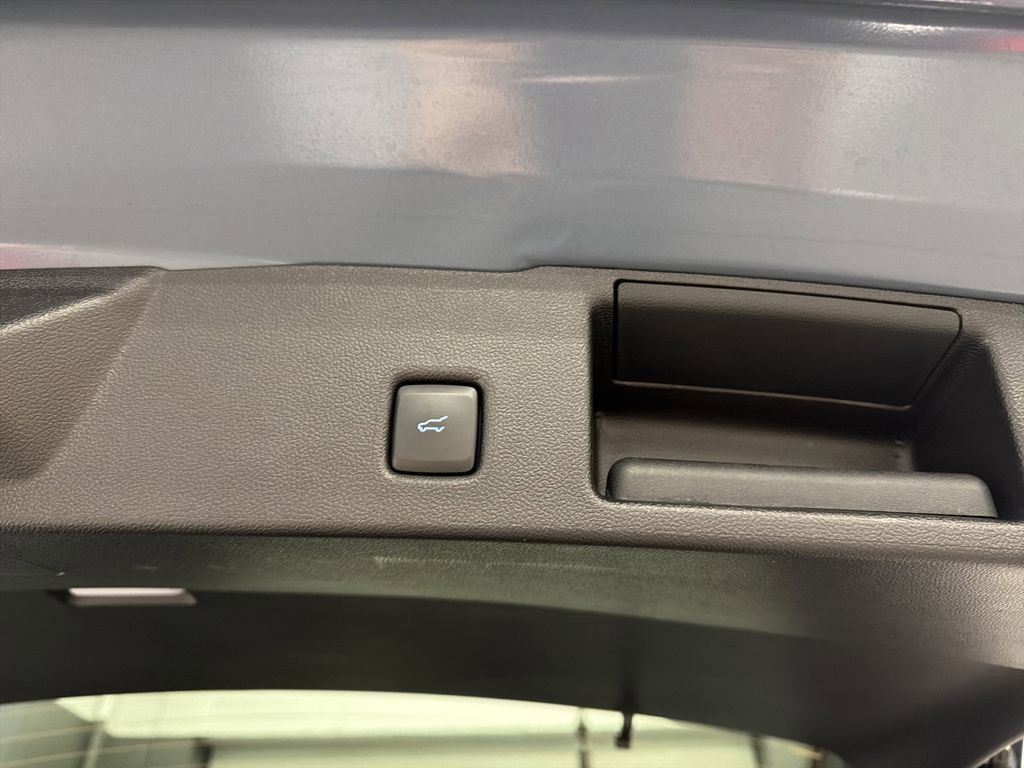 Used 2025 Ford Escape ST-Line Select image 21