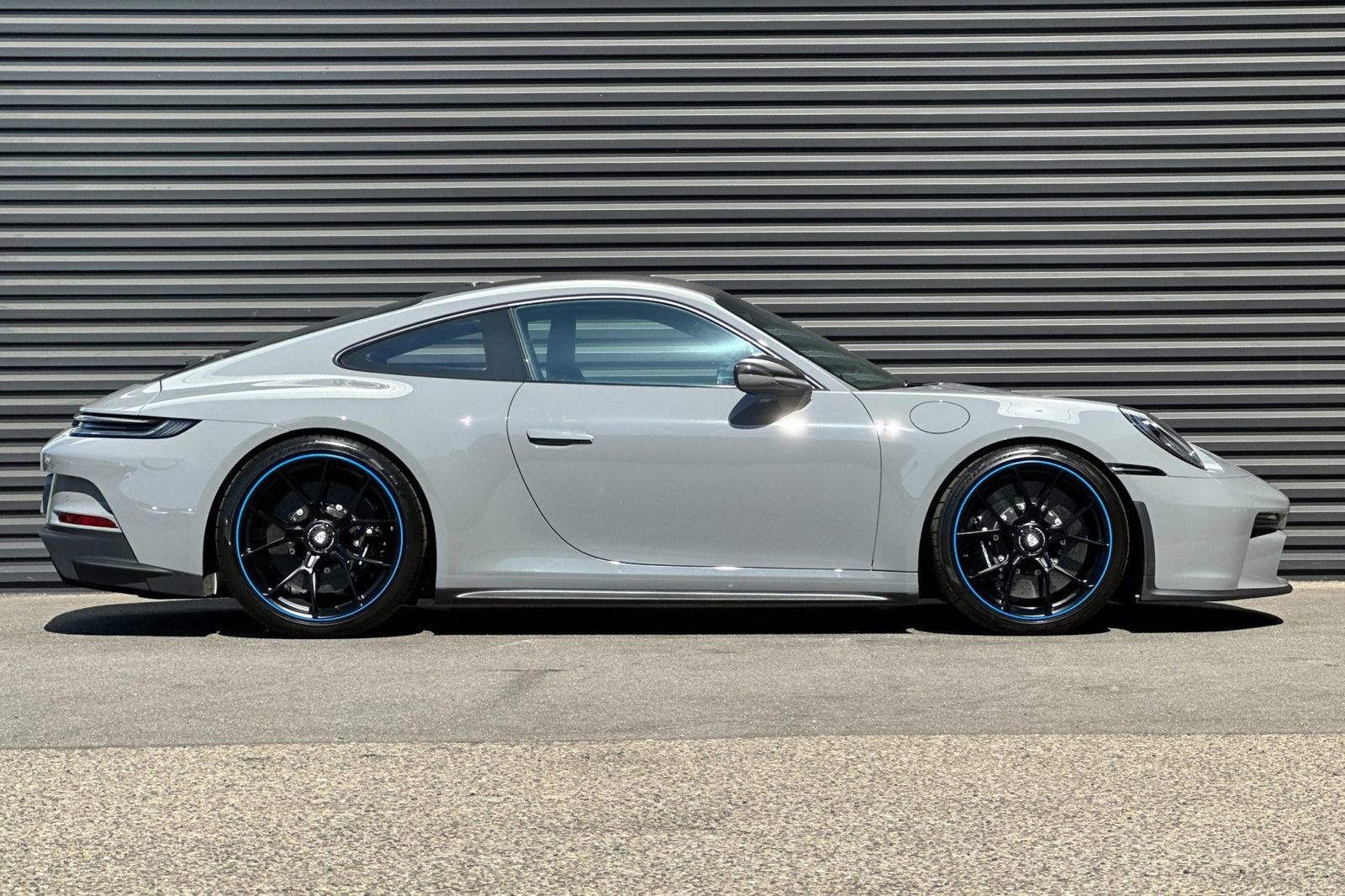 Certified 2022 Porsche 911 GT3 RWD image 9