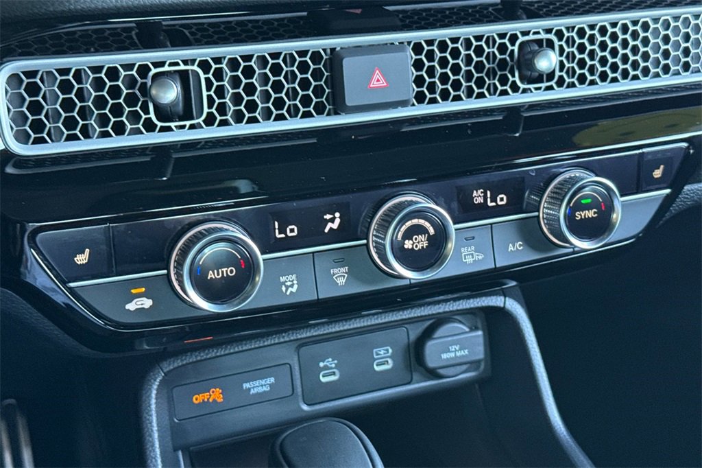 Certified 2025 Honda Civic Sport image 18
