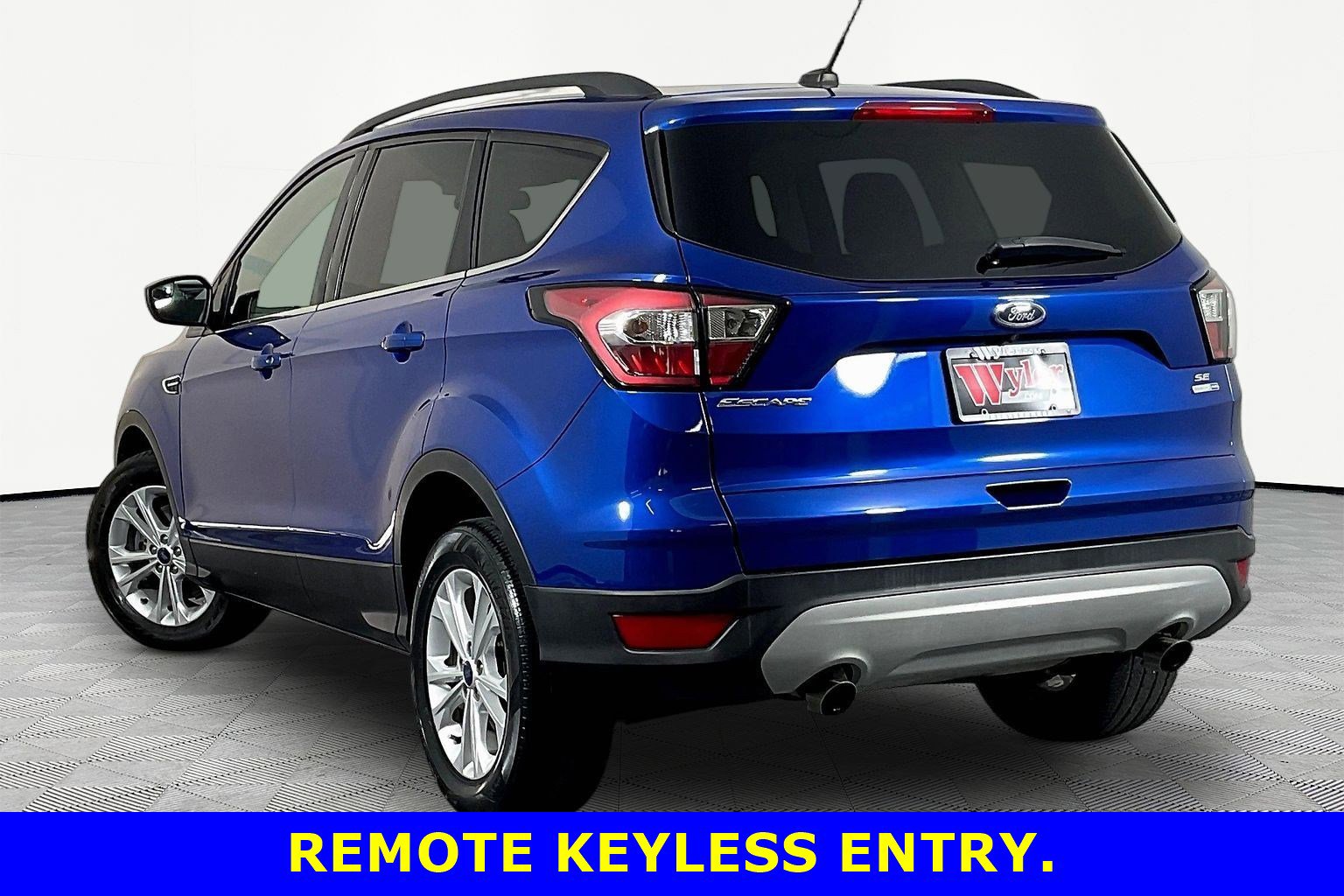 Used 2018 Ford Escape SE image 4