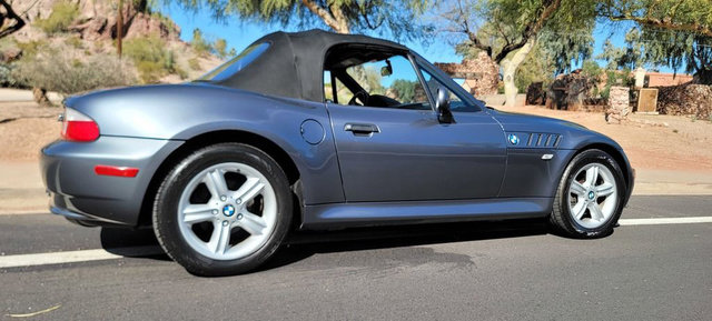 Used 2000 BMW Z3 2.5i image 15