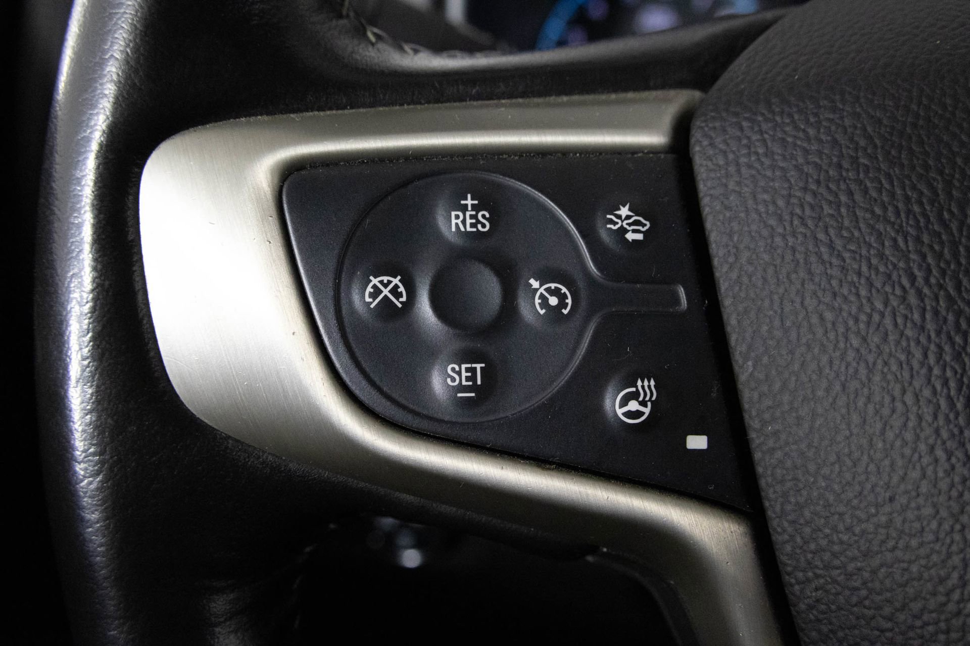 Used 2018 GMC Canyon Denali image 28