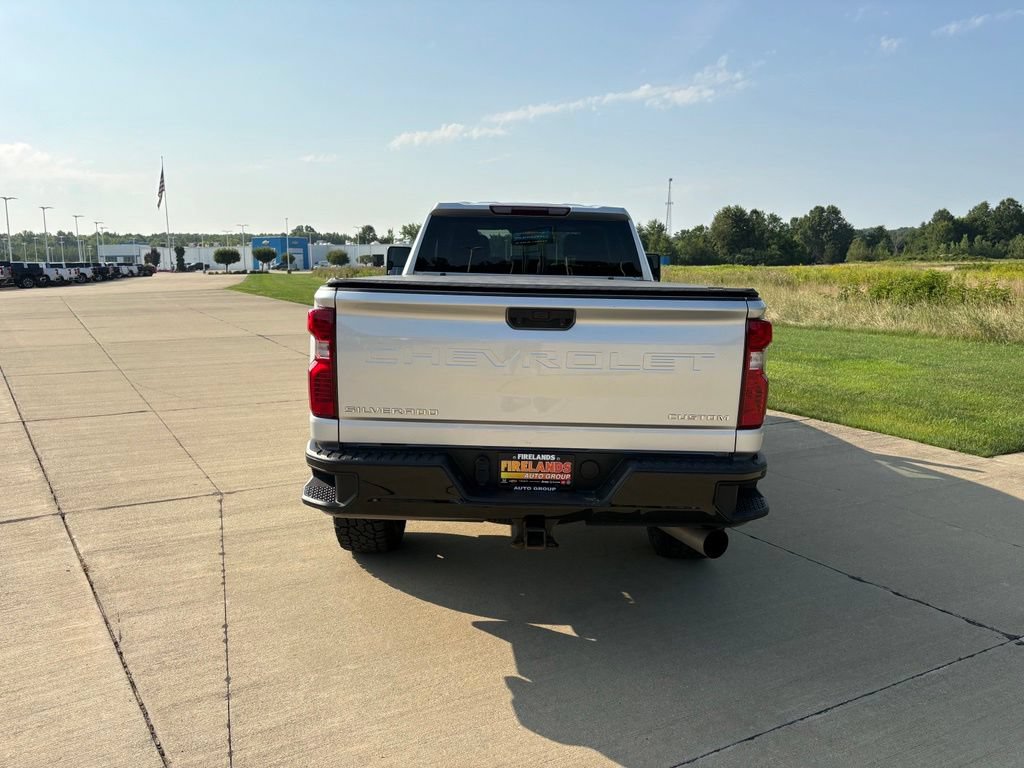 Used 2022 Chevrolet Silverado 2500 Custom w/ Custom Convenience Package AWD/4WD image 5