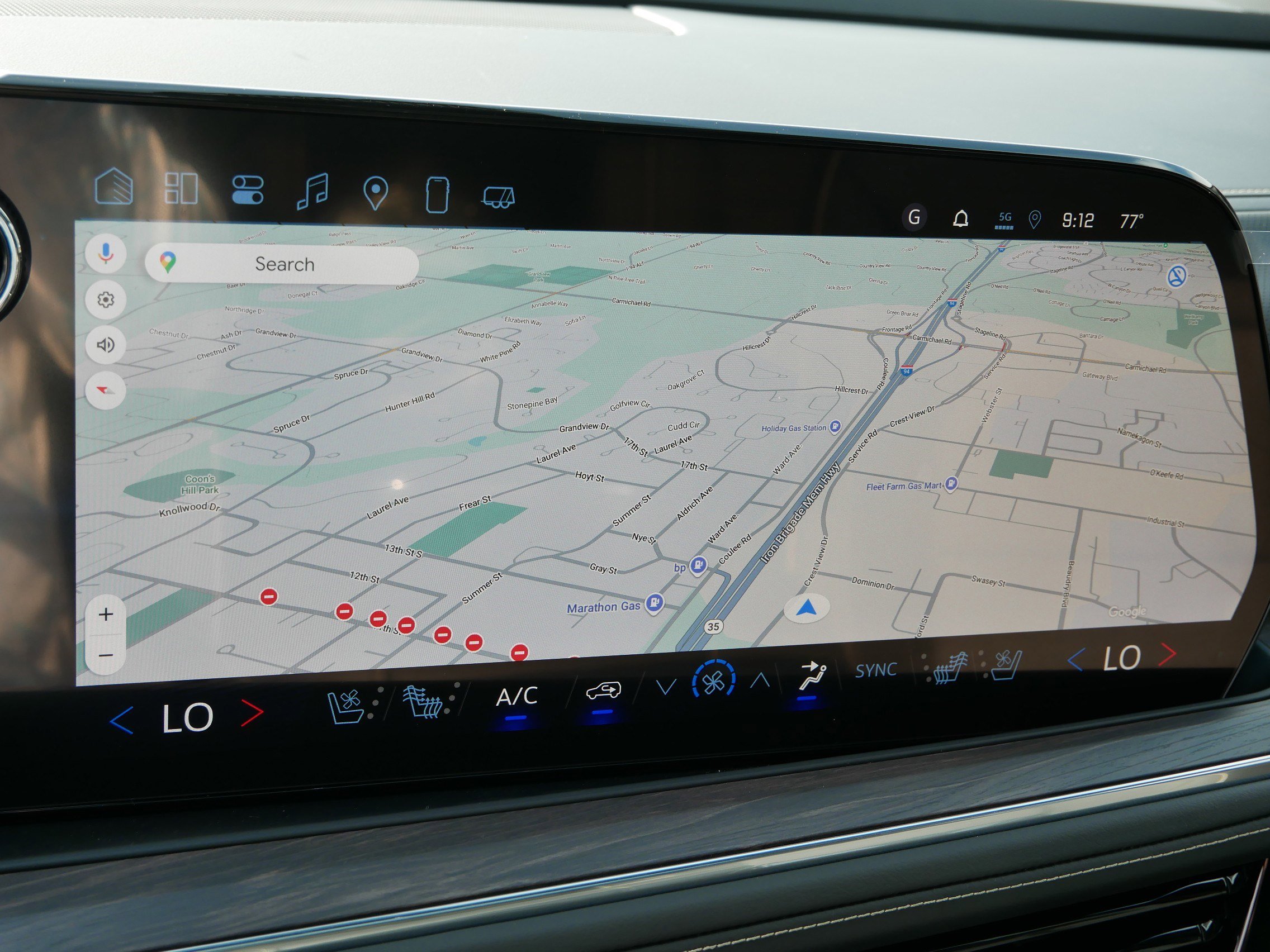 New 2025 Chevrolet Suburban Premier image 26