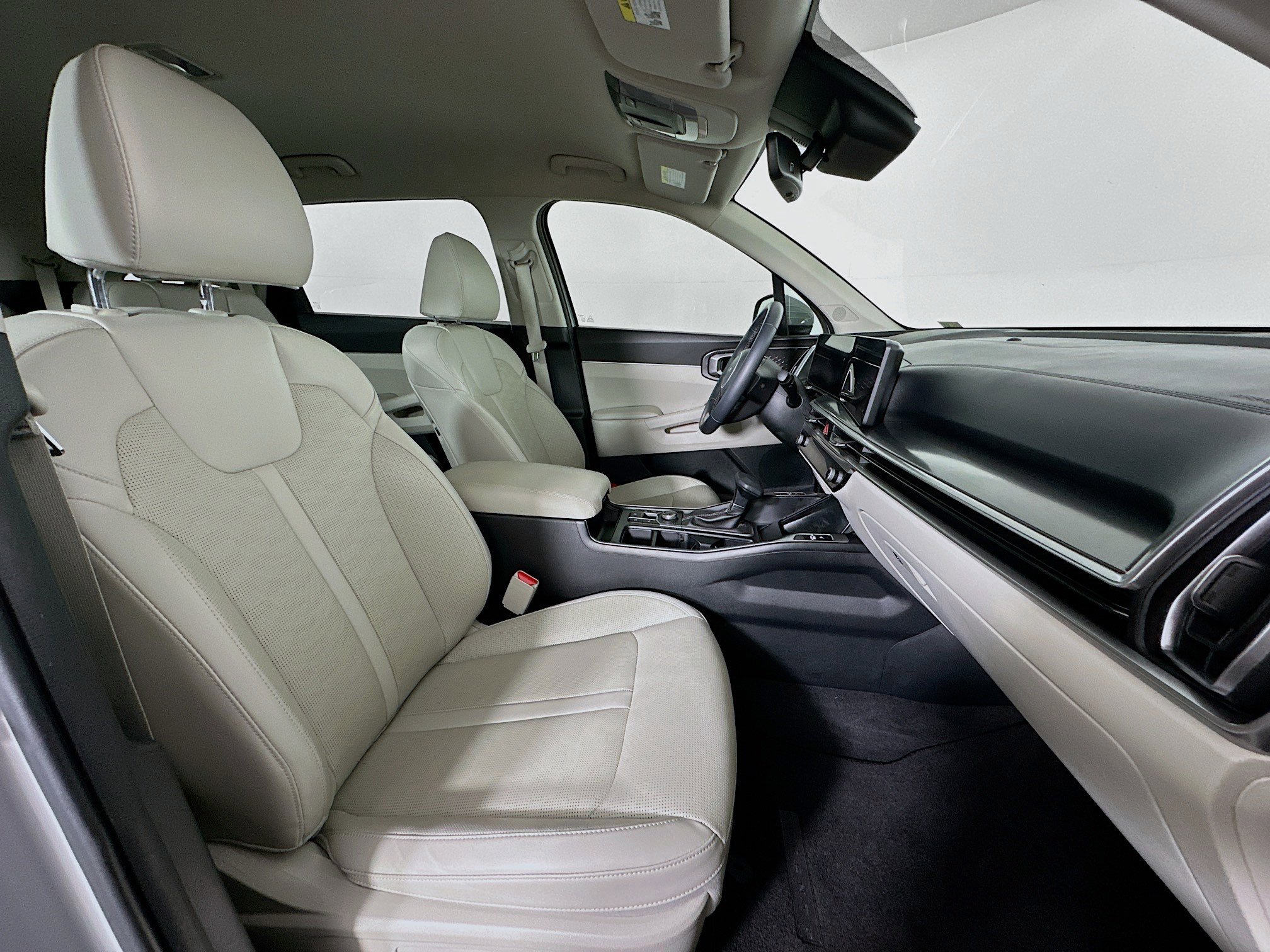 Used 2025 Kia Sorento EX image 31