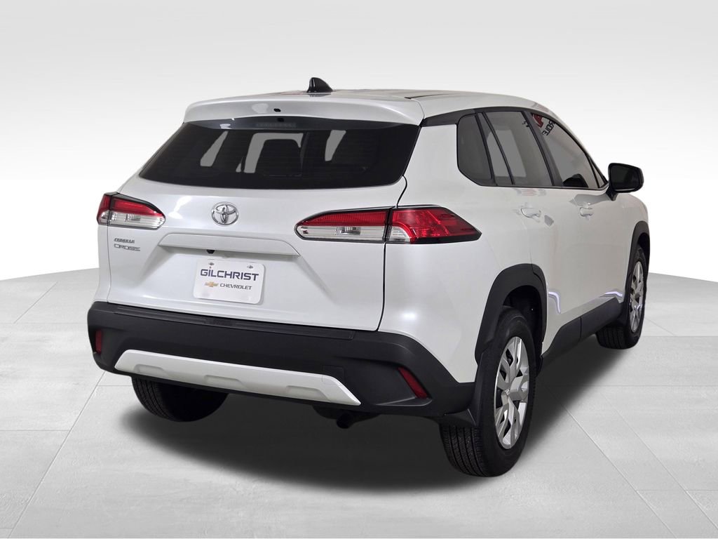 Used 2025 Toyota Corolla Cross L FWD image 7