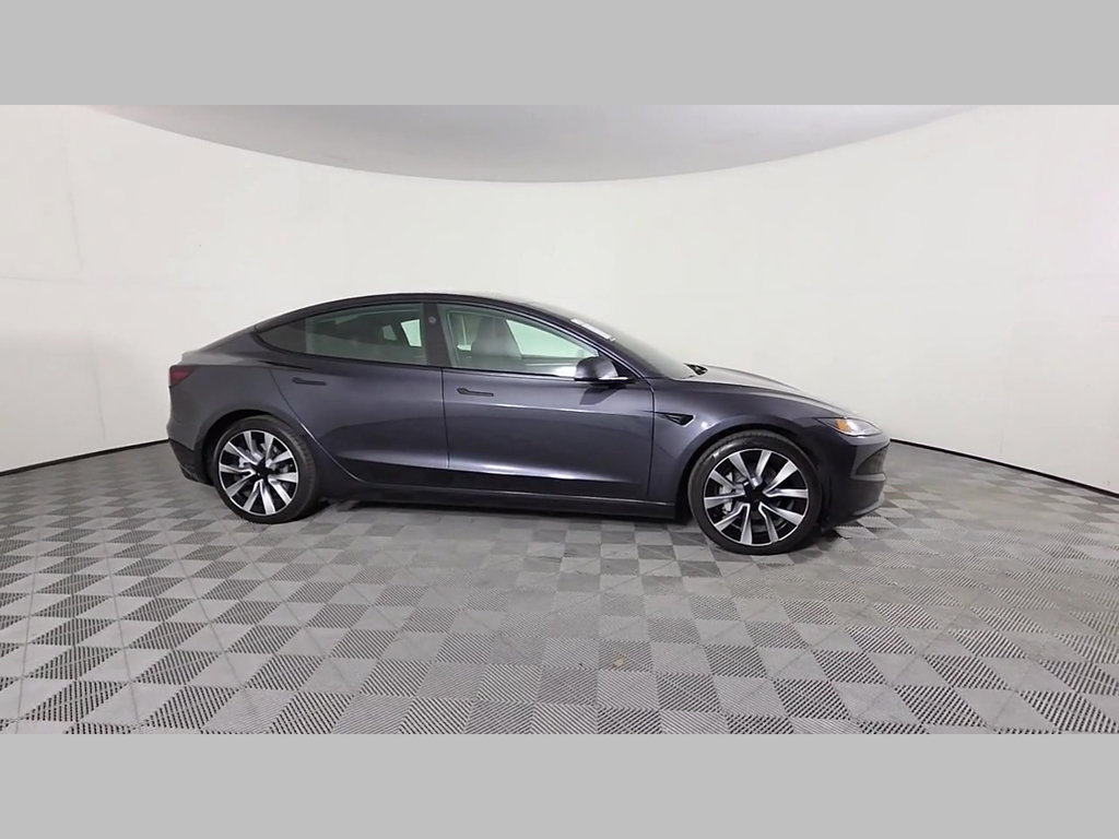 Used 2024 Tesla Model 3 Long Range RWD image 34