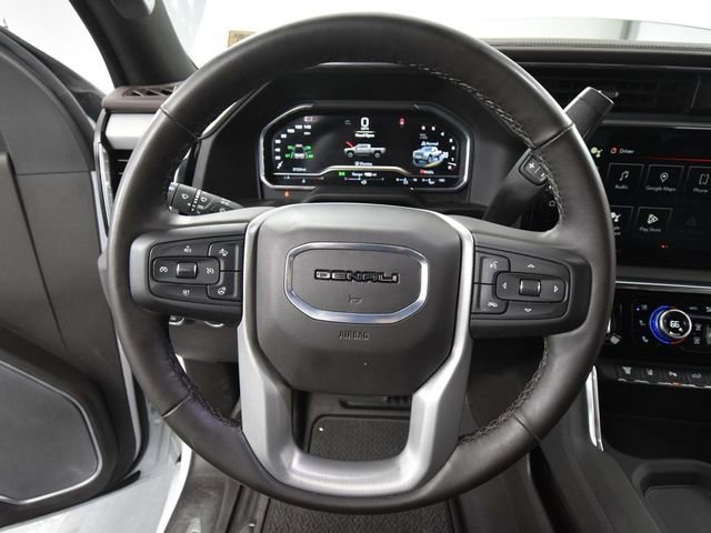 Used 2025 GMC Sierra 3500 Denali image 29