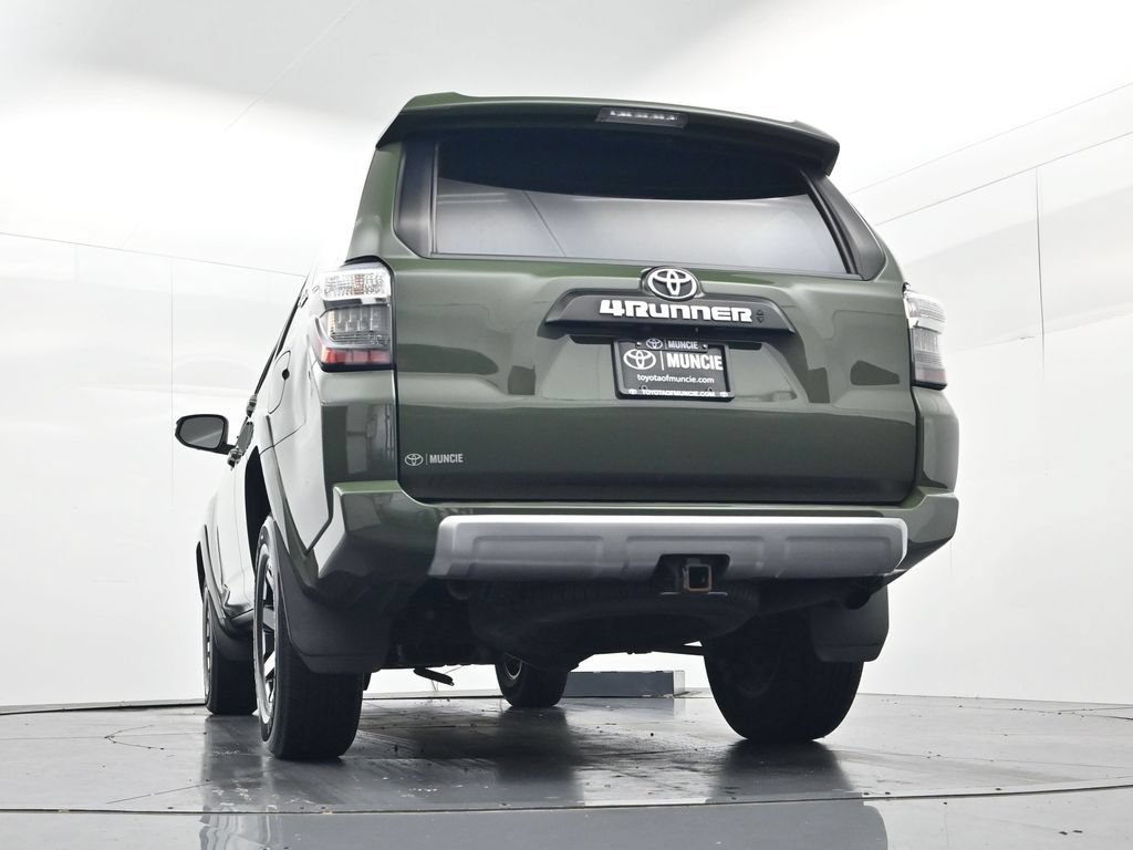 Used 2022 Toyota 4Runner TRD Off-Road Premium AWD/4WD image 51