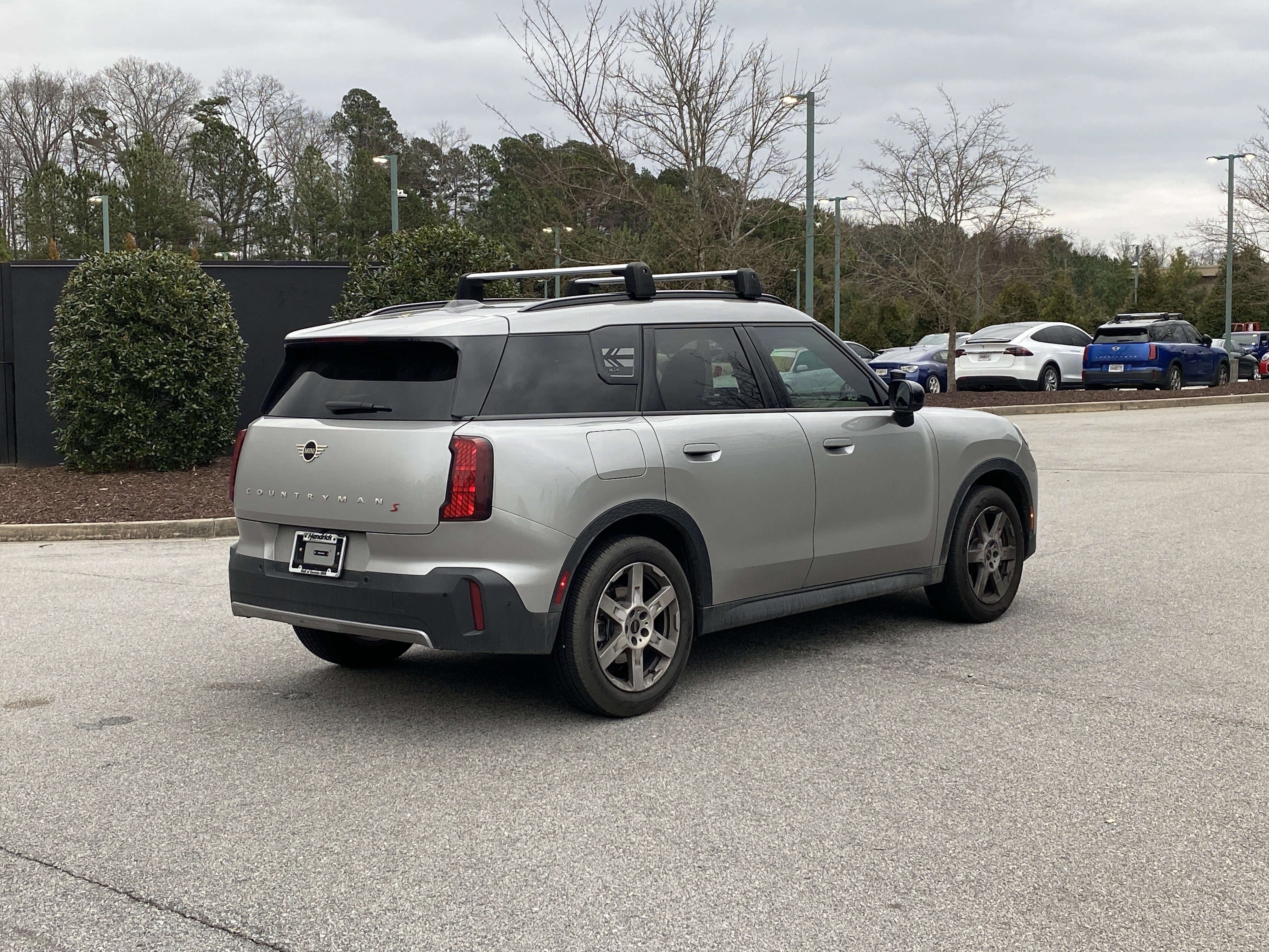 Used 2025 MINI Cooper Countryman S w/ Comfort Package Max image 3