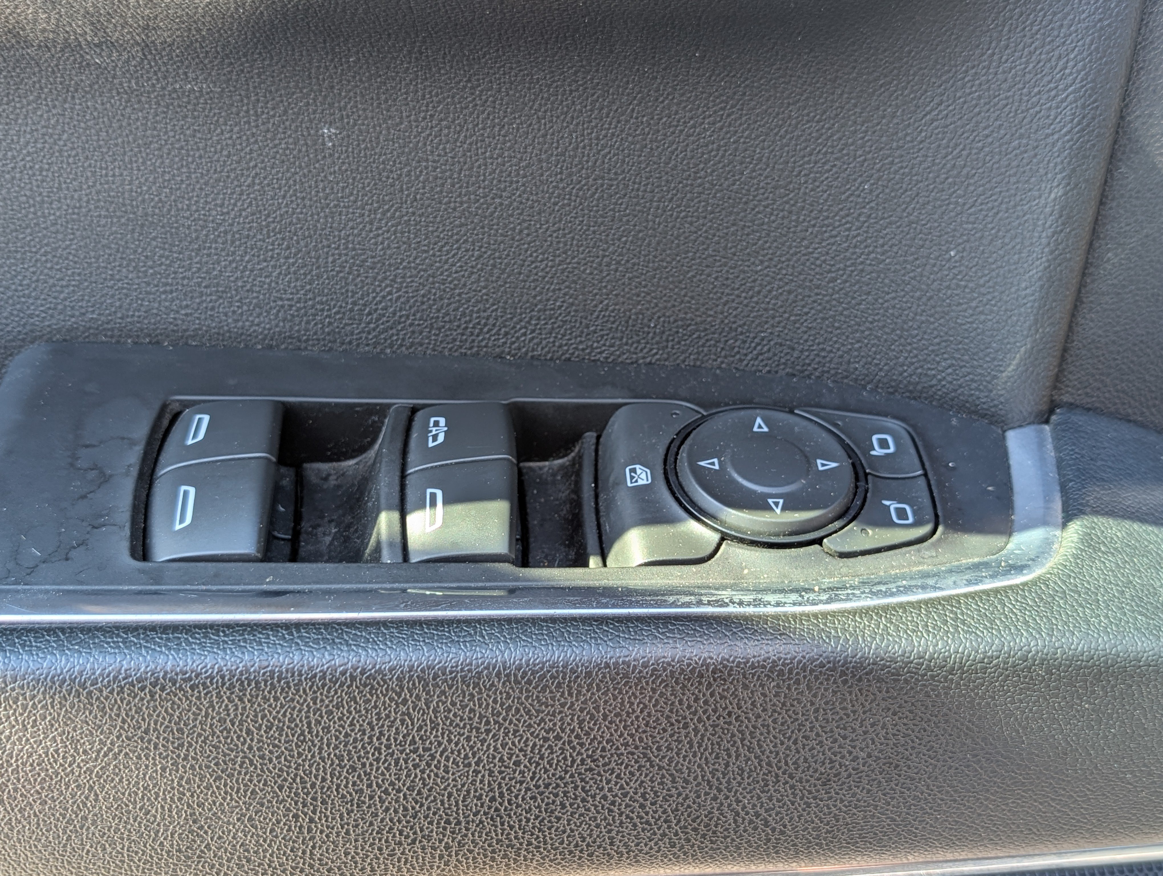 Used 2024 Chevrolet Silverado 1500 LT Trail Boss w/ LT Trail Boss Premium Package AWD/4WD image 19