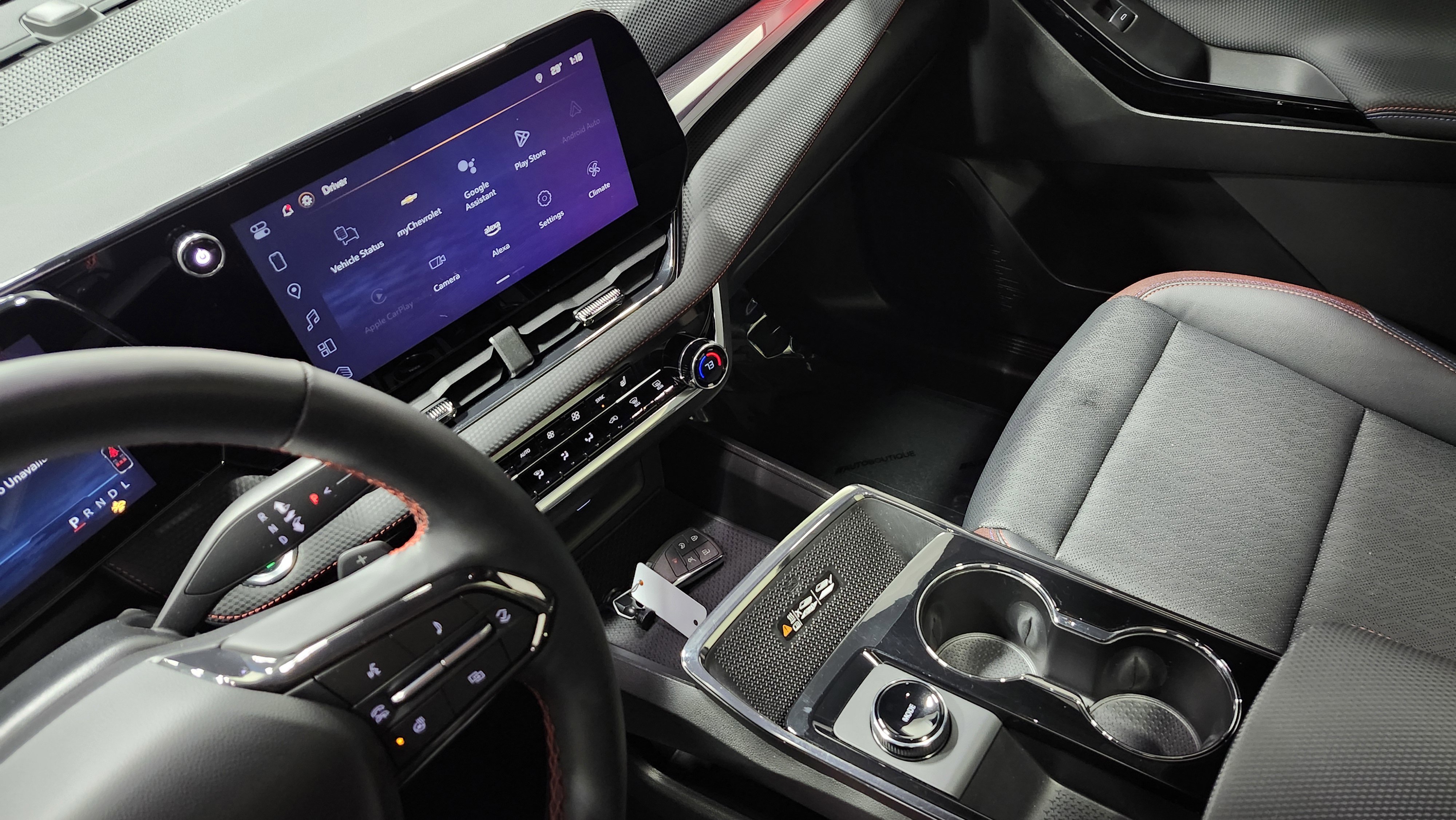 Used 2025 Chevrolet Equinox RS w/ Safety and Technology Package image 32