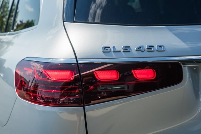 New 2026 Mercedes-Benz GLS 450 4MATIC image 7
