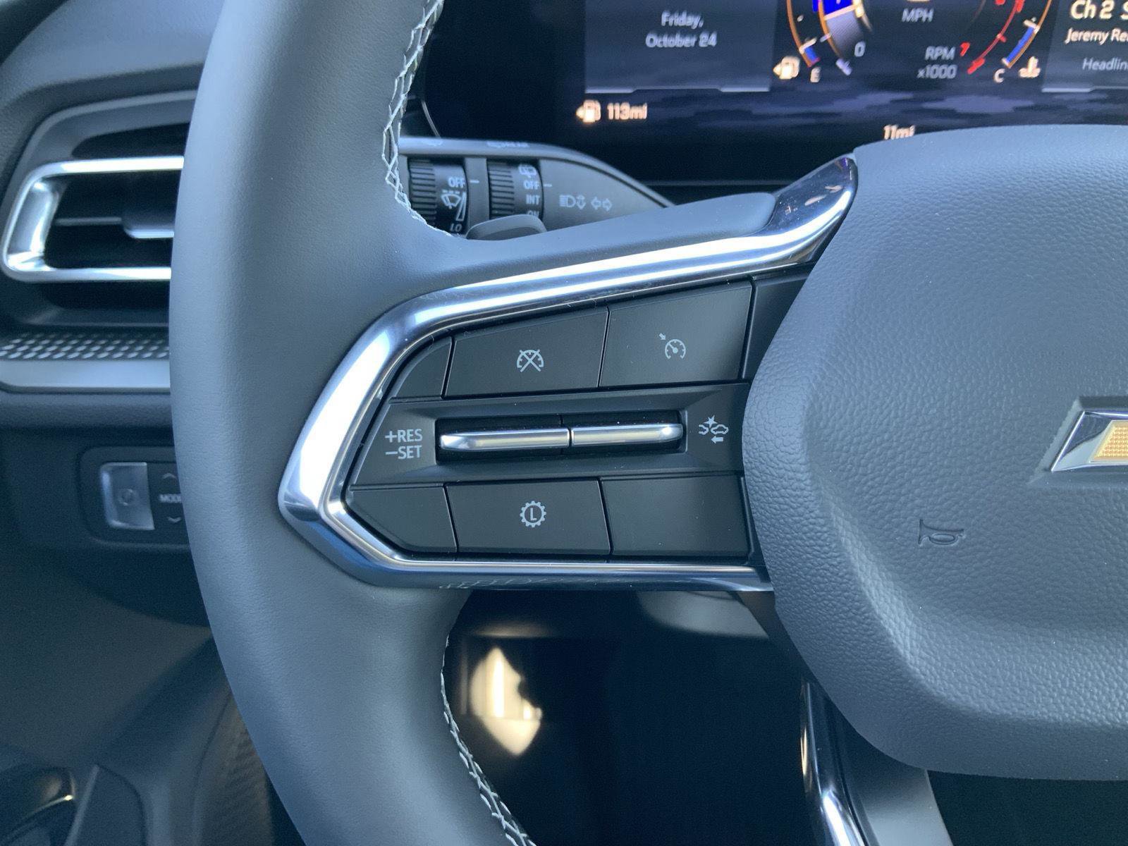 New 2026 Chevrolet Traverse LT w/ Driver Confidence Package image 33