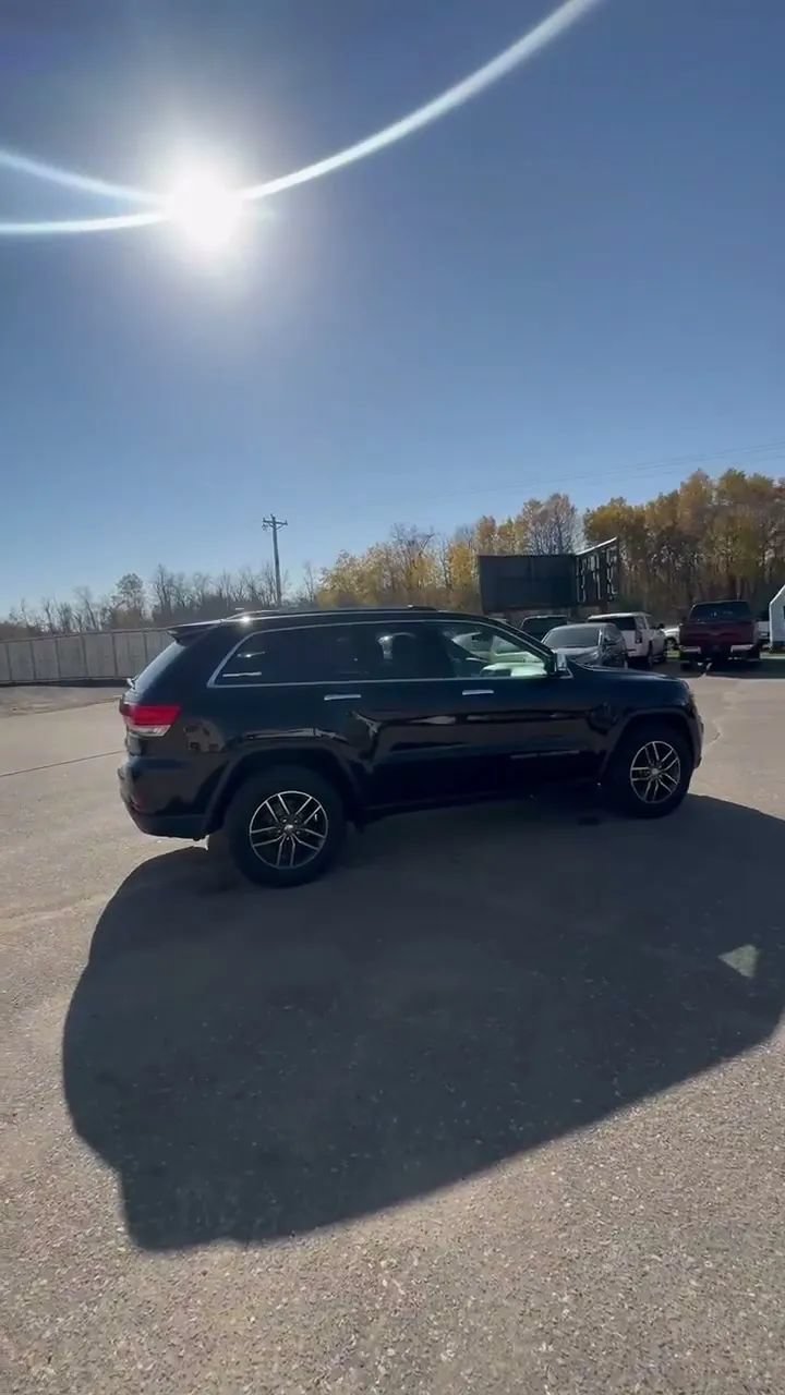 Used 2017 Jeep Grand Cherokee Limited AWD/4WD image 54