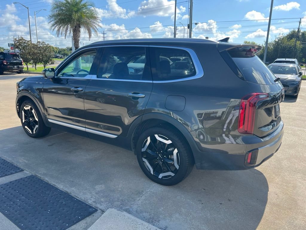 Used 2025 Kia Telluride S AWD/4WD image 3