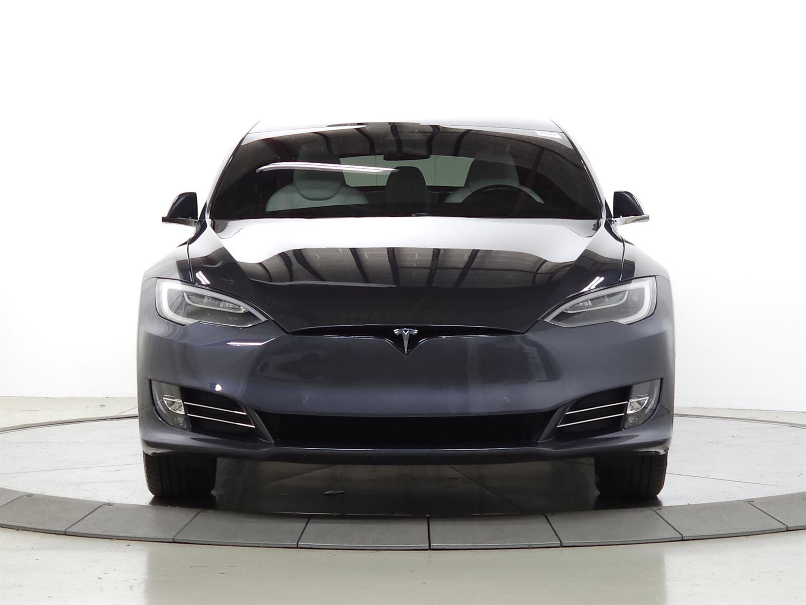 Used 2017 Tesla Model S 75D AWD/4WD image 2