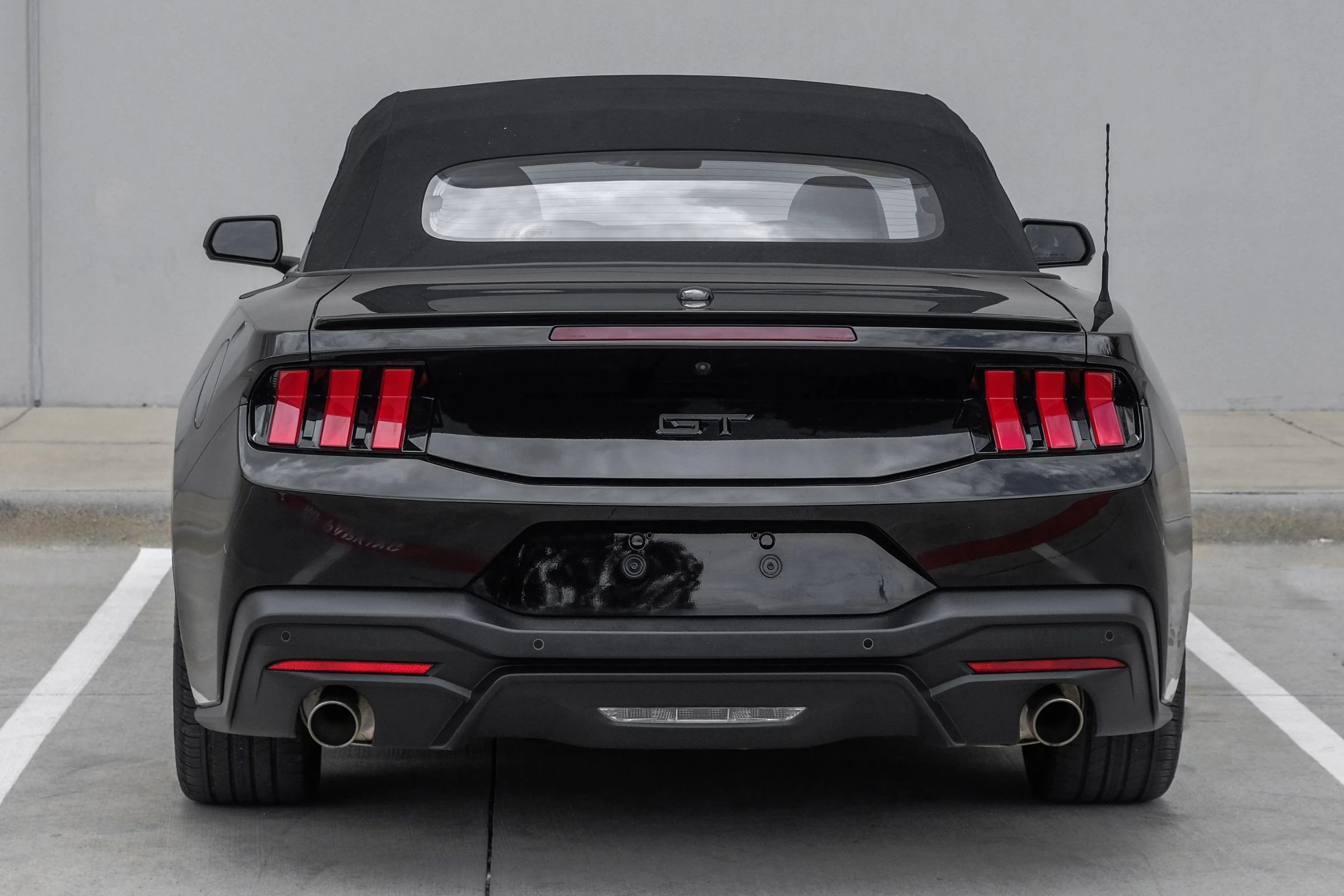 Used 2025 Ford Mustang GT Premium RWD image 8
