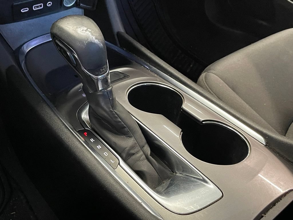 Used 2021 Chevrolet Malibu LT FWD image 20