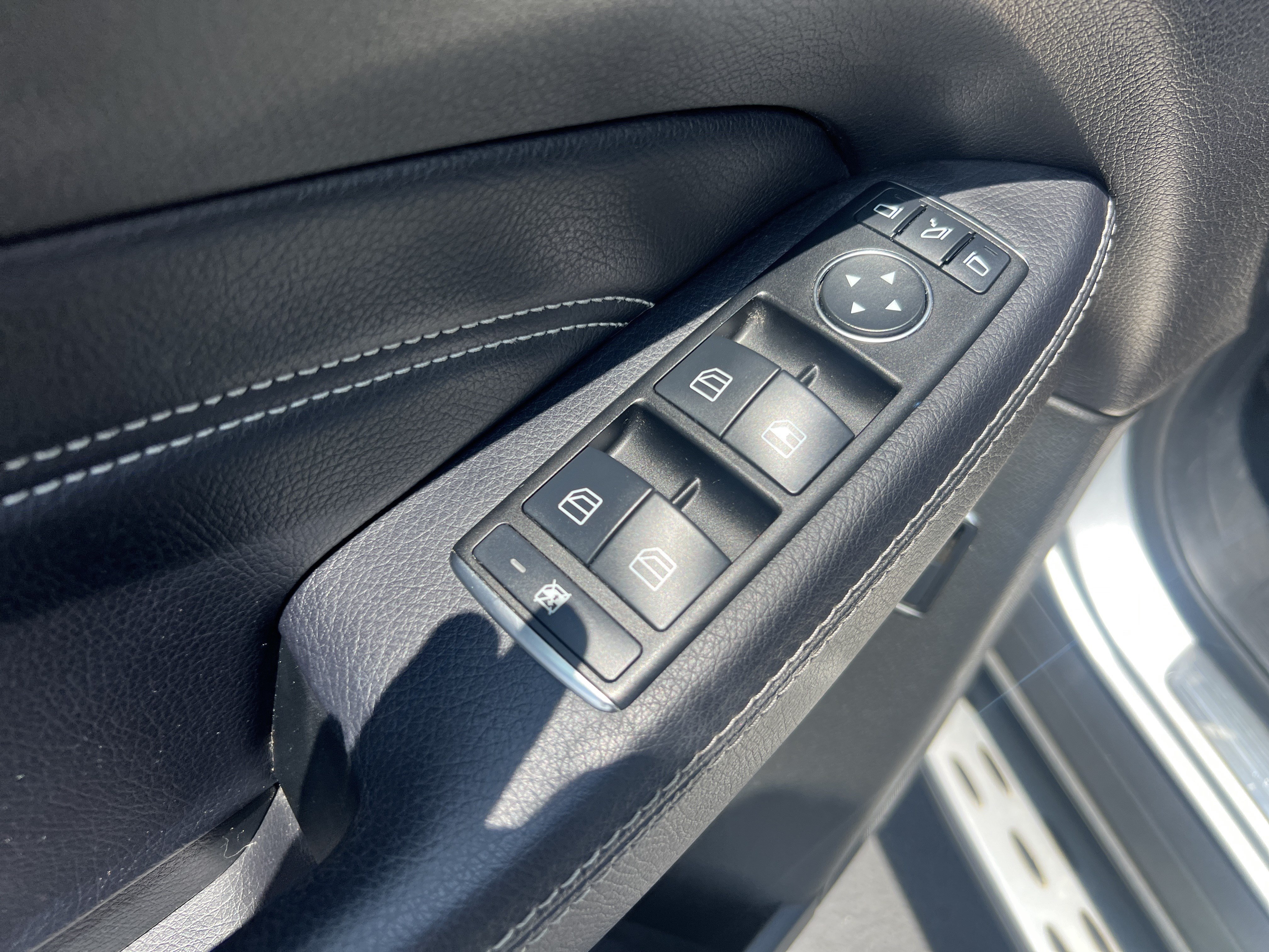 Used 2014 Mercedes-Benz ML 350 4MATIC image 15