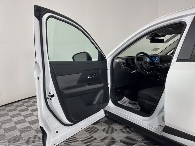 New 2026 Nissan Kicks SV image 16