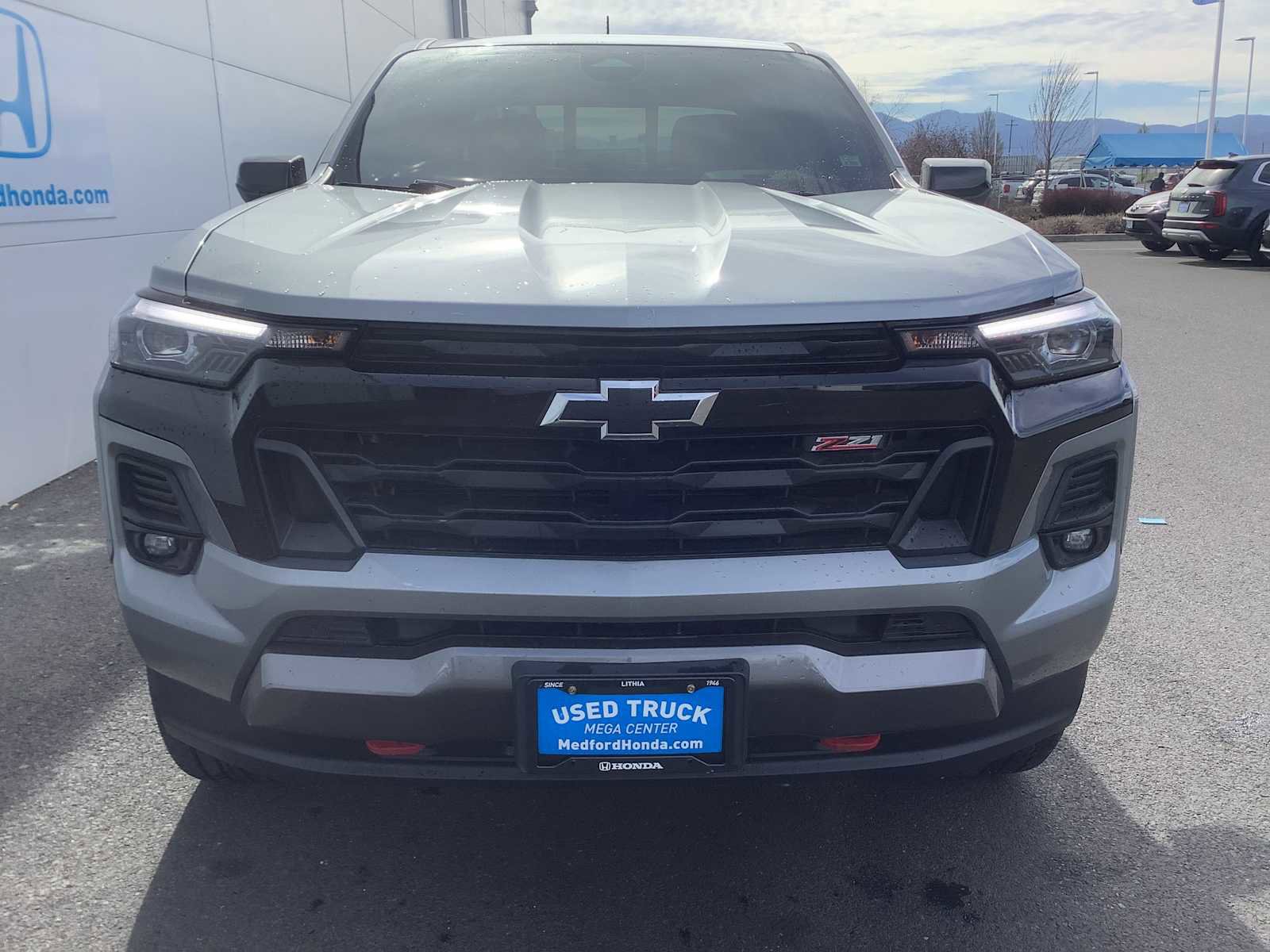 Used 2023 Chevrolet Colorado Z71 w/ Z71 Convenience Package 2 AWD/4WD image 9