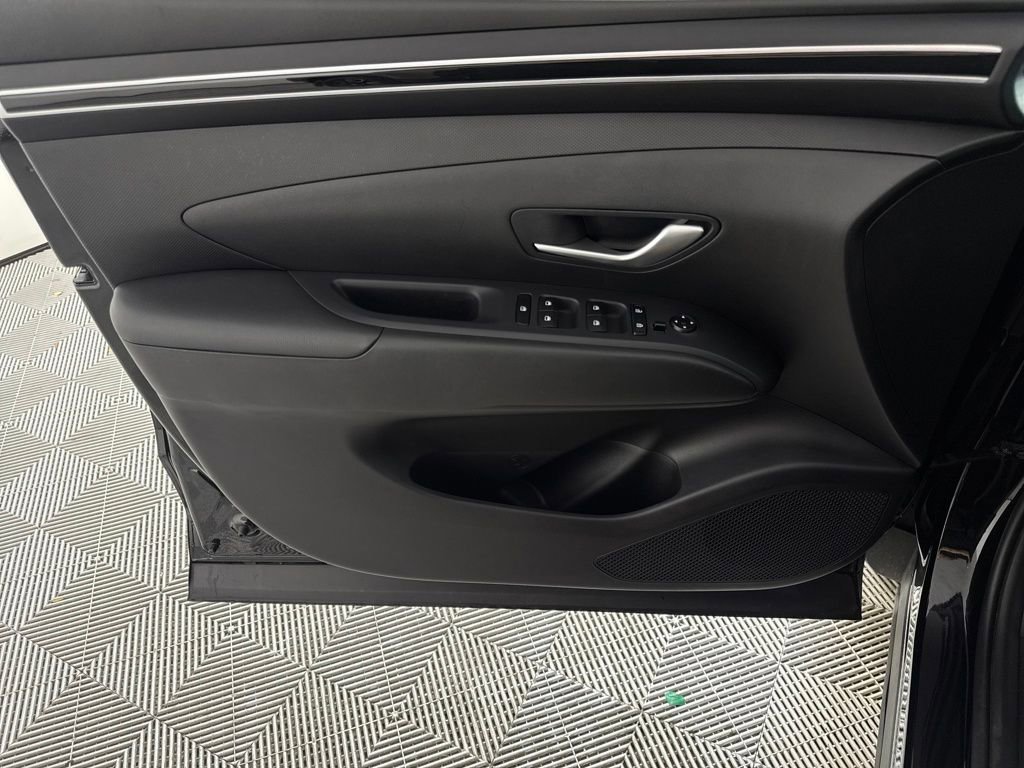 Used 2023 Hyundai Santa Cruz SEL w/ Activity Package image 12