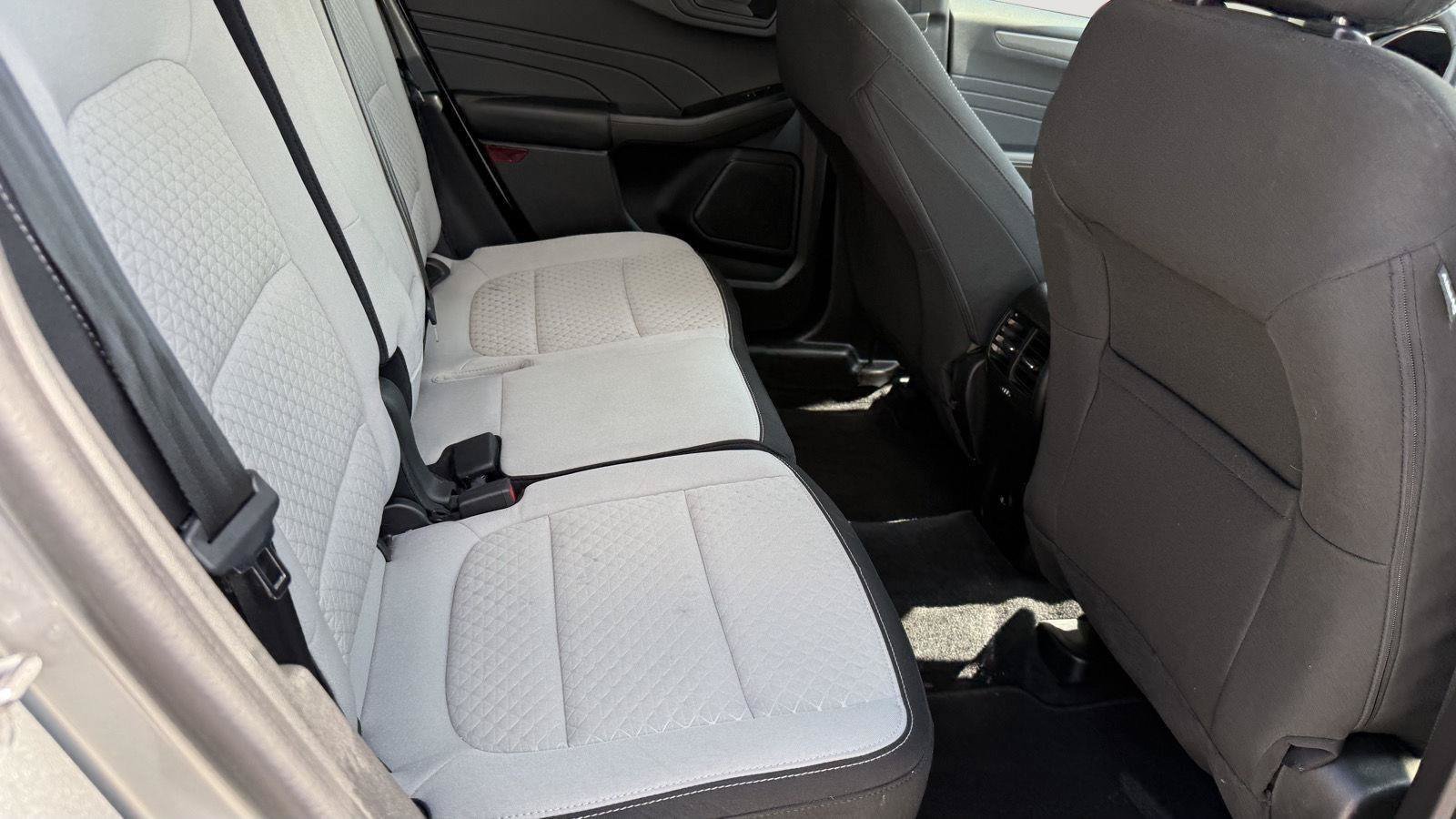 Used 2023 Ford Escape Active AWD/4WD image 22
