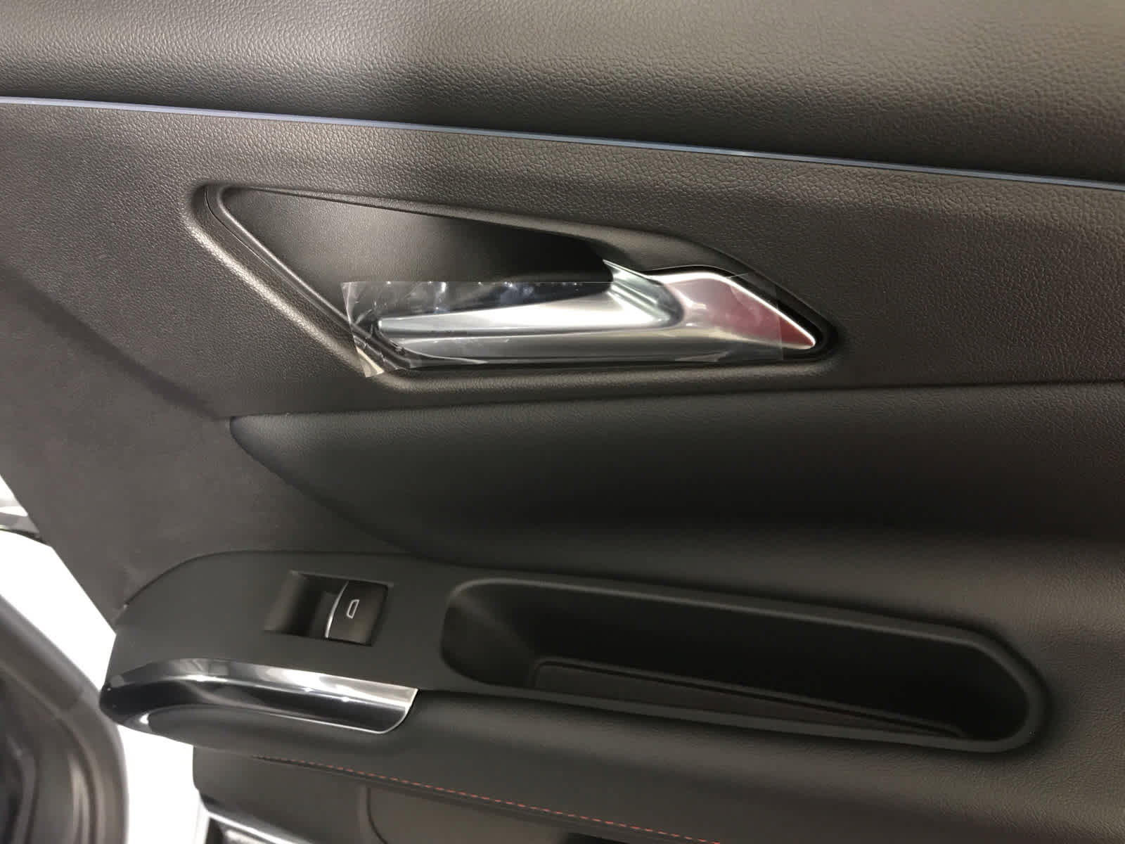 New 2026 Chevrolet Traverse RS w/ LPO, Floor Liner Package image 24