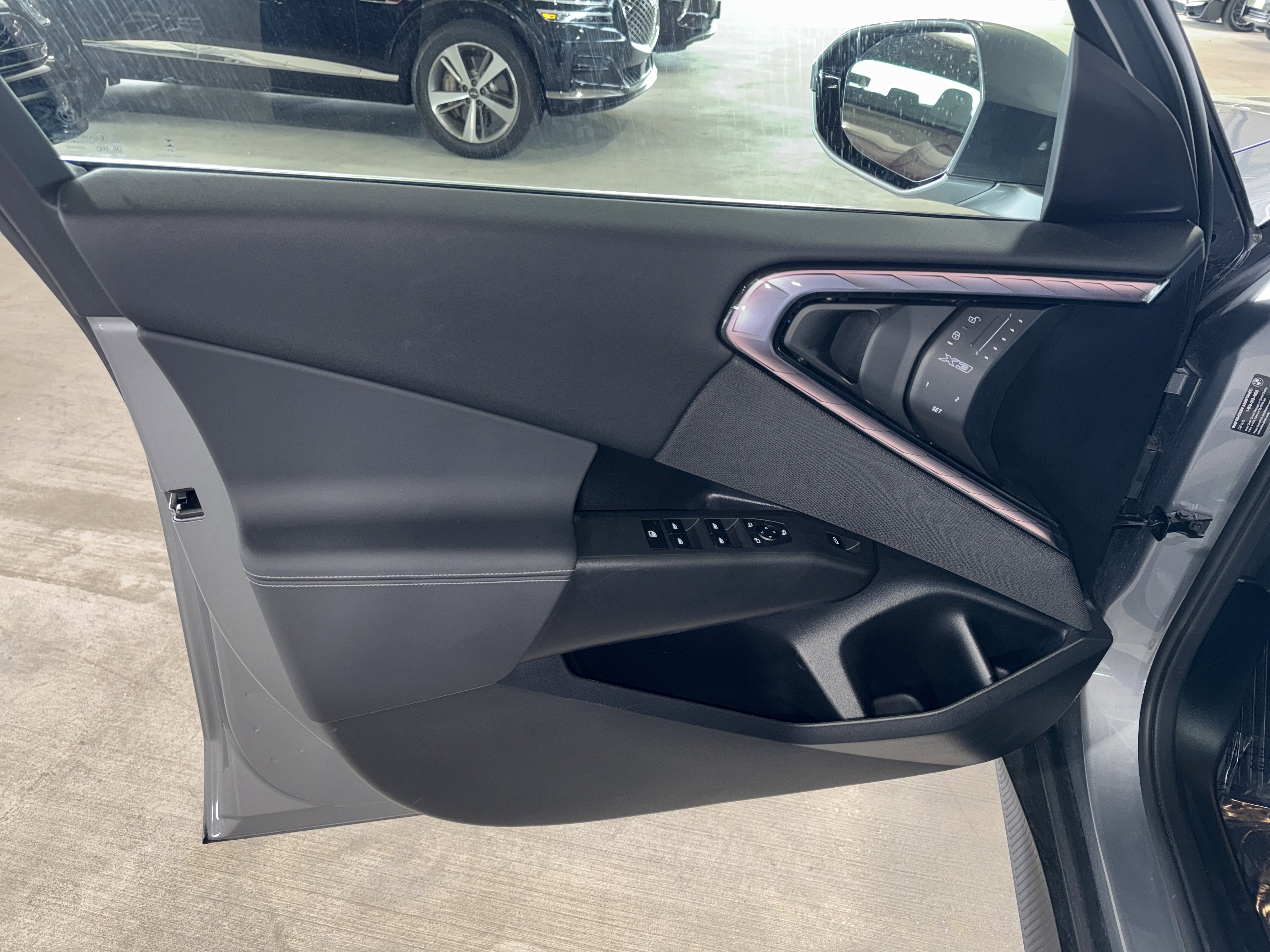 Certified 2025 BMW X3 xDrive30i w/ Premium Package image 17