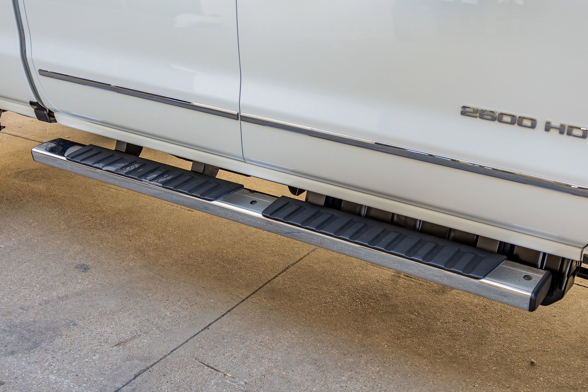 Used 2019 Chevrolet Silverado 2500 LTZ w/ Duramax Plus Package image 13