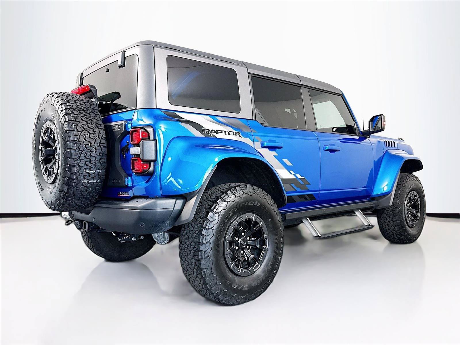Used 2024 Ford Bronco Raptor w/ Interior Carbon Fiber Pack 6 AWD/4WD image 36