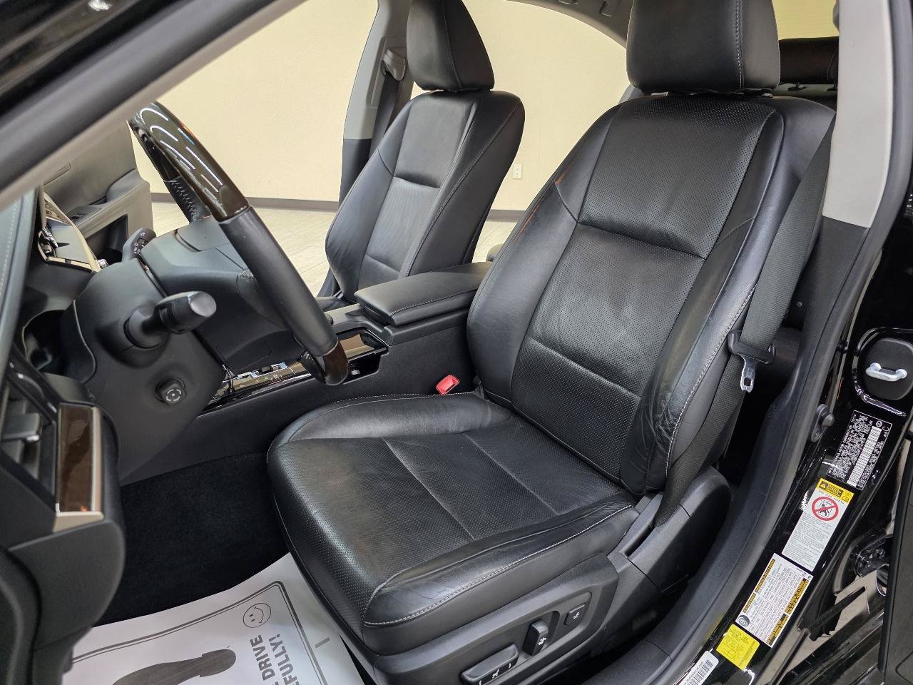Used 2015 Lexus ES 350 w/ Luxury Package FWD image 16