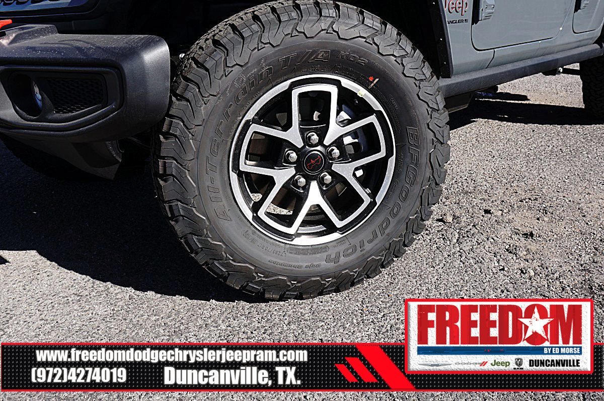 New 2026 Jeep Wrangler Unlimited Rubicon AWD/4WD image 9