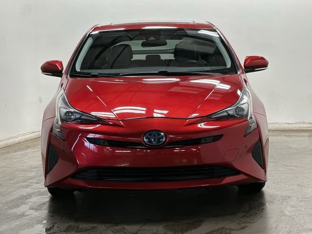 Used 2018 Toyota Prius Three w/ Advanced Technology Package image 31