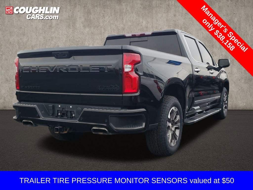 Used 2022 Chevrolet Silverado 1500 High Country w/ Technology Package AWD/4WD image 6