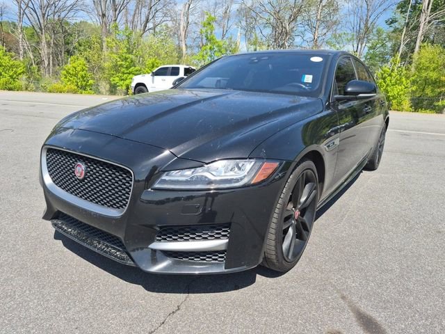 Used 2018 Jaguar XF R-Sport AWD/4WD image 3