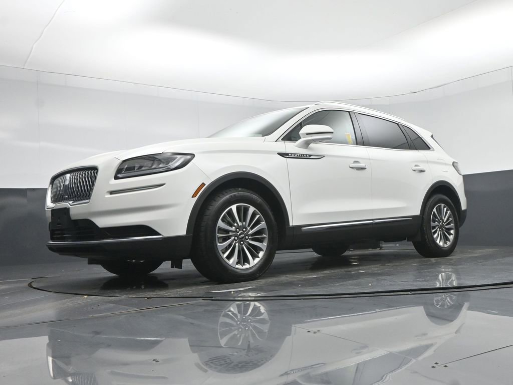 Used 2022 Lincoln Nautilus AWD w/ Premium Package image 57