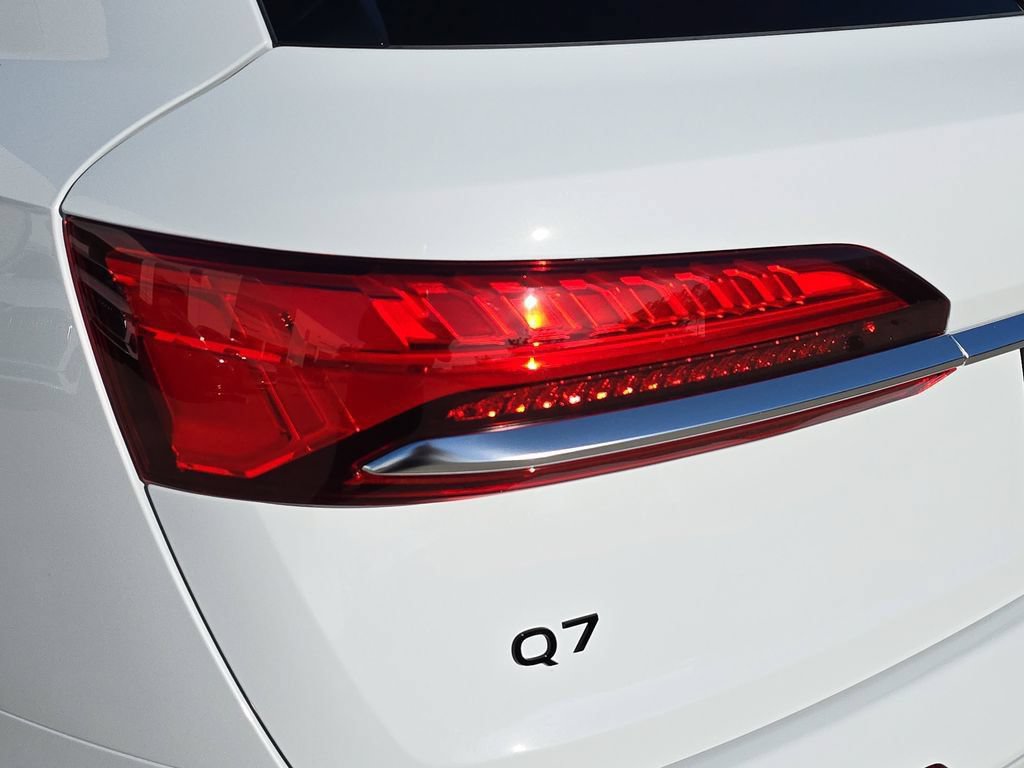 Certified 2026 Audi Q7 3.0T Premium Plus w/ Premium Plus Package AWD/4WD image 35