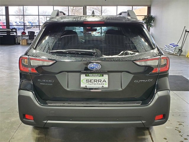 Used 2025 Subaru Outback Onyx Edition image 5