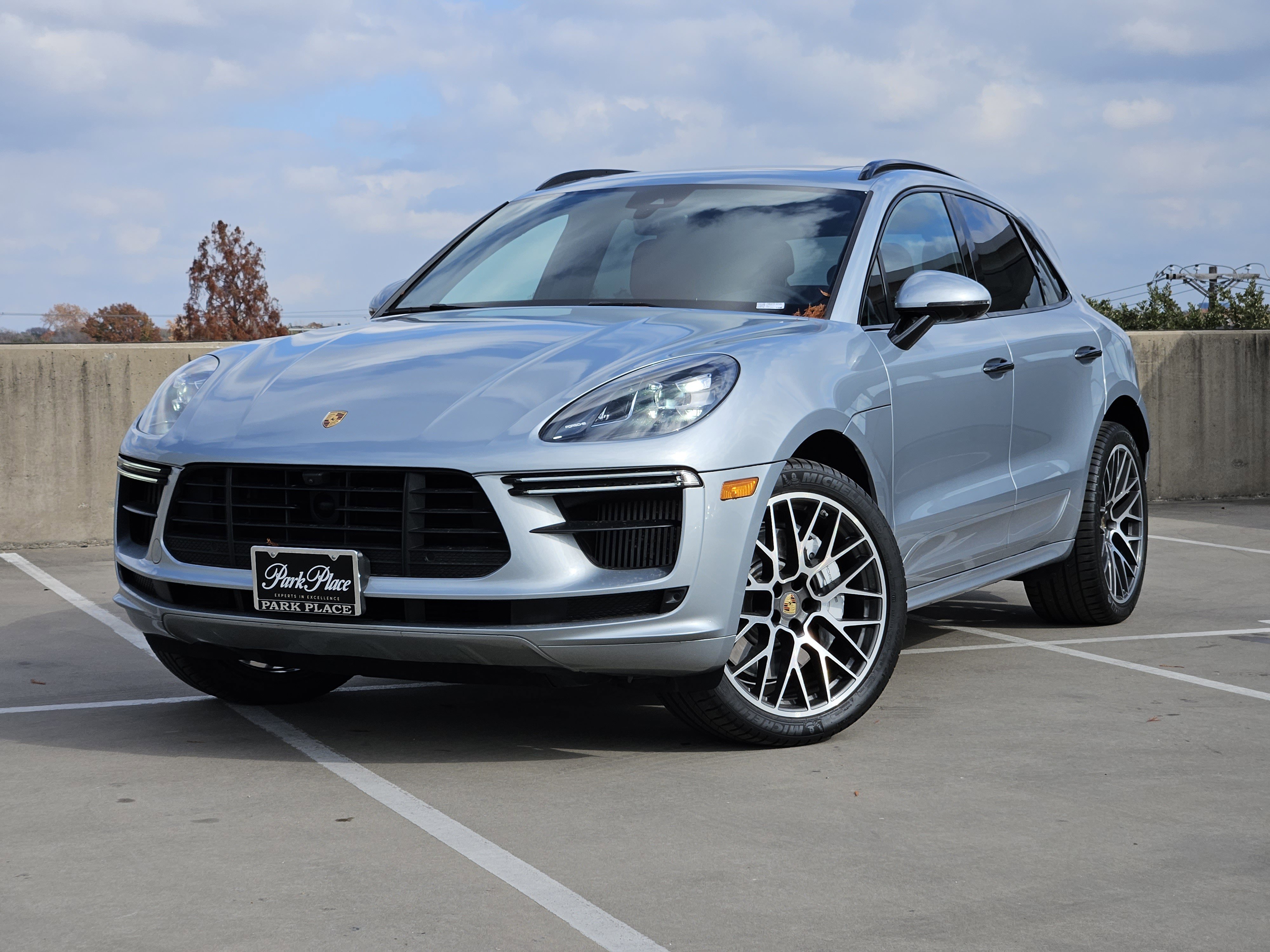 Used 2021 Porsche Macan Turbo video 1