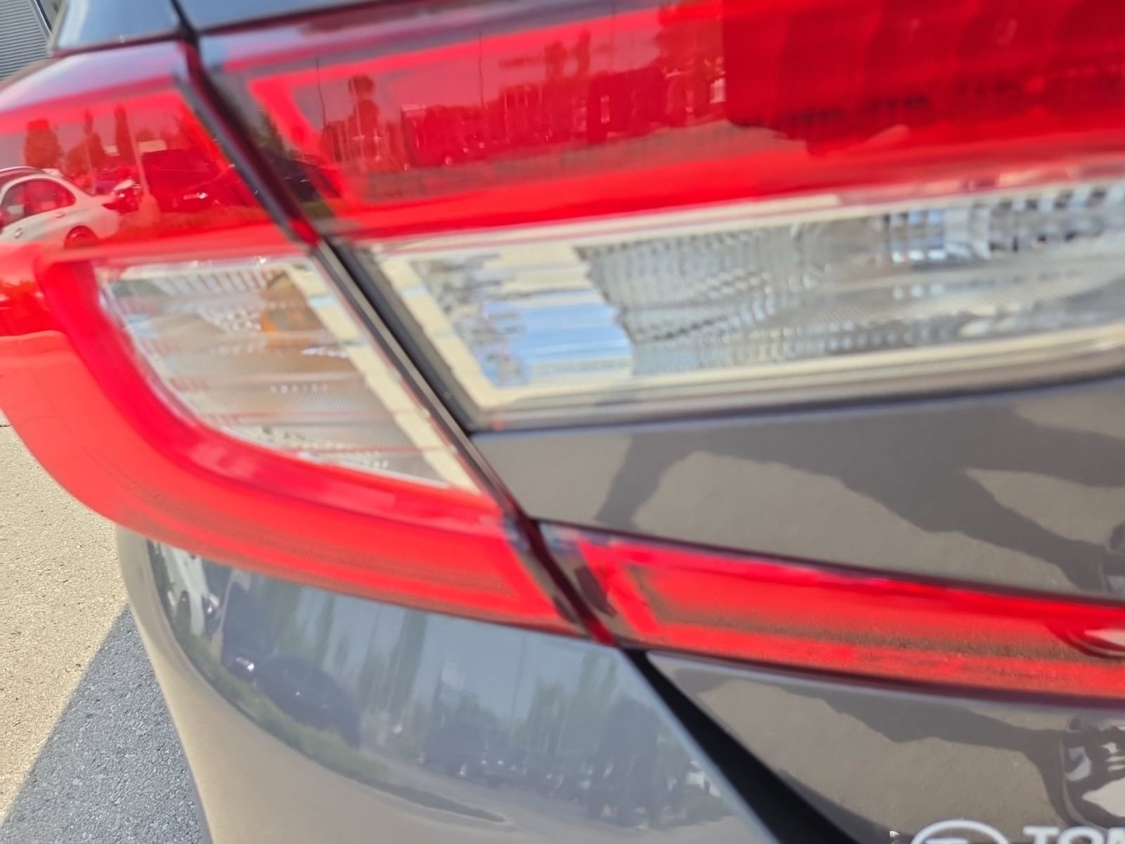 Used 2020 Honda Accord Sport image 12