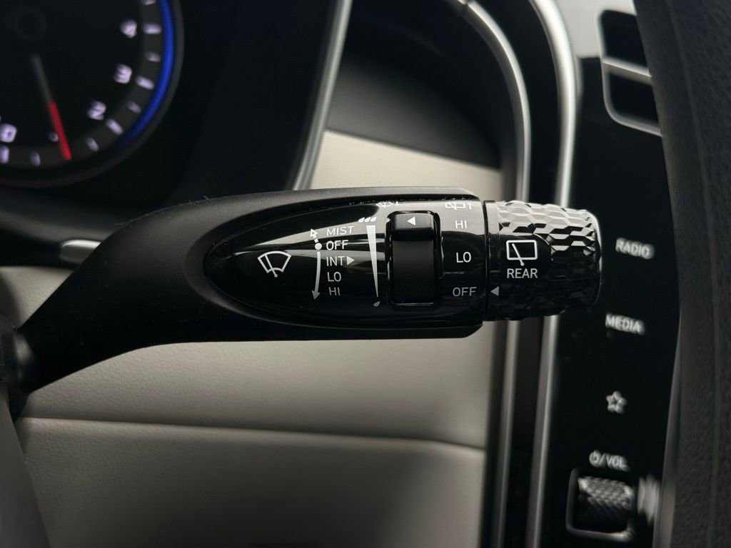 Used 2023 Hyundai Tucson SE image 23